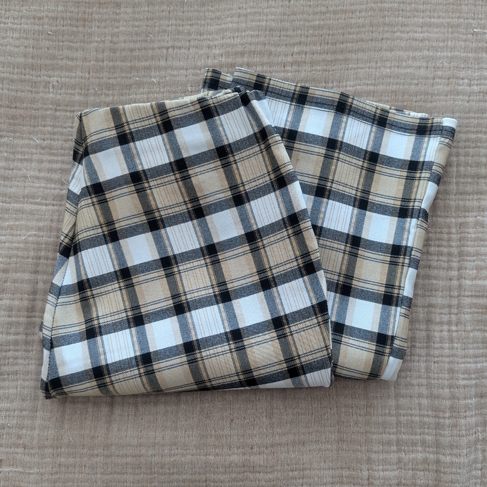 Plaid Women's Cropped Flare Pants! - Picture 3 of 14